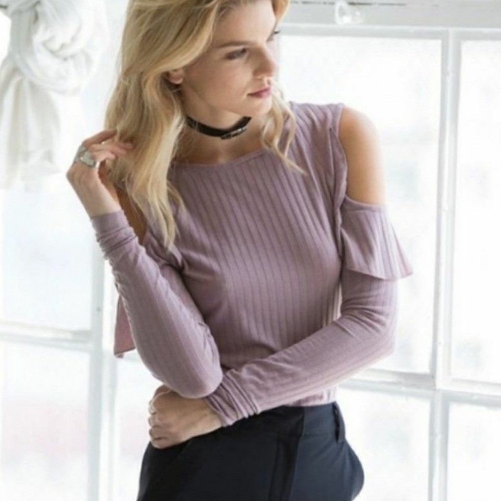 Rose Ribbed Ruffle Bodysuit - Picture 3 of 3